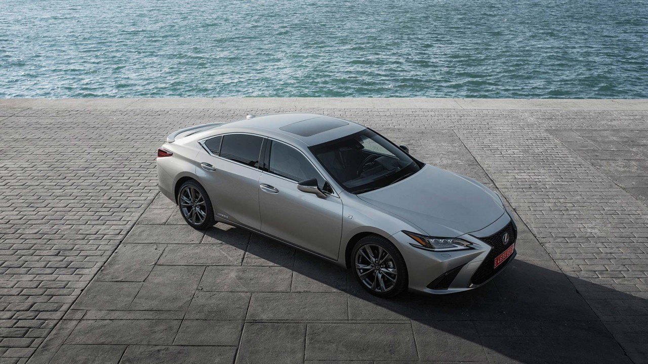  Everyday excellence – perfecting performance in the new lexus ls 