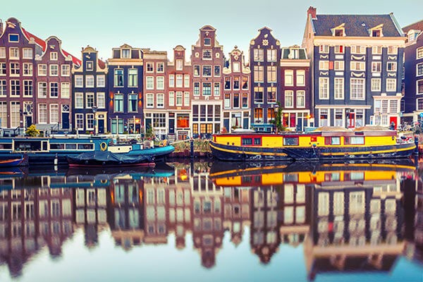 Amsterdam Gezilecek Yerler & Seyahat Rehberi