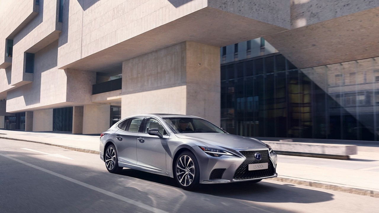  Everyday excellence – perfecting performance in the new lexus ls 