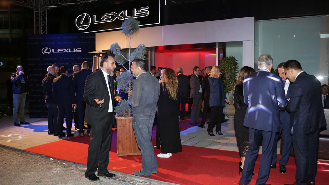 Lexus "Mahall Showrom'uyla" Ankara'da Lexus Türkiye